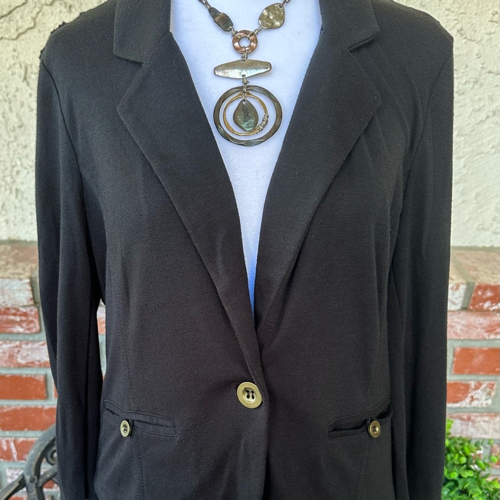 American Rag Short Blazer; Black W/Embroidered Back Detailing & Pockets; Sz Med